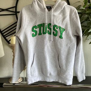 Stussy // hoodie